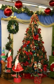 Christmas Tree - Visser's Florist